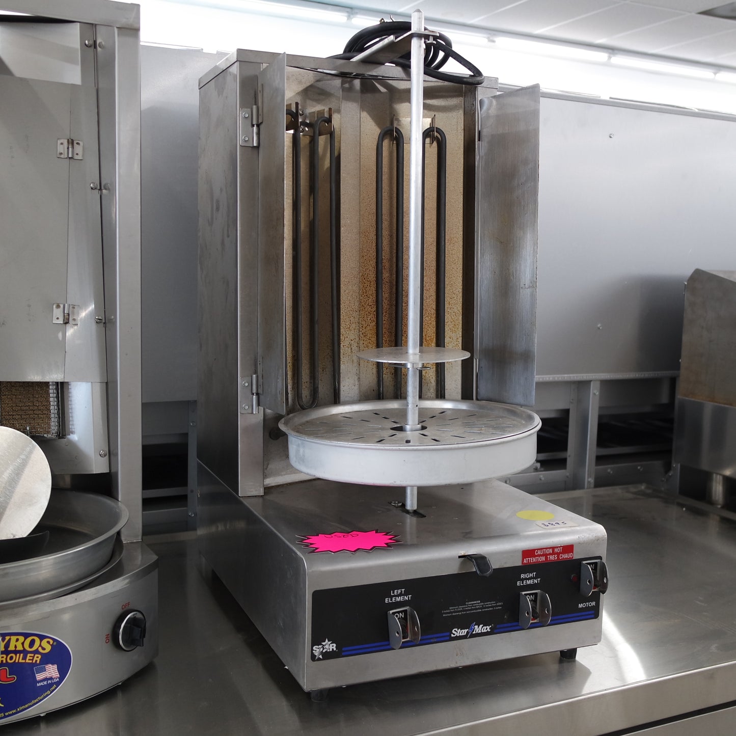 [USED] Star Max VBE30 45lb Electric Vertical Gyro/Meat Broiler - 208V/1Ph