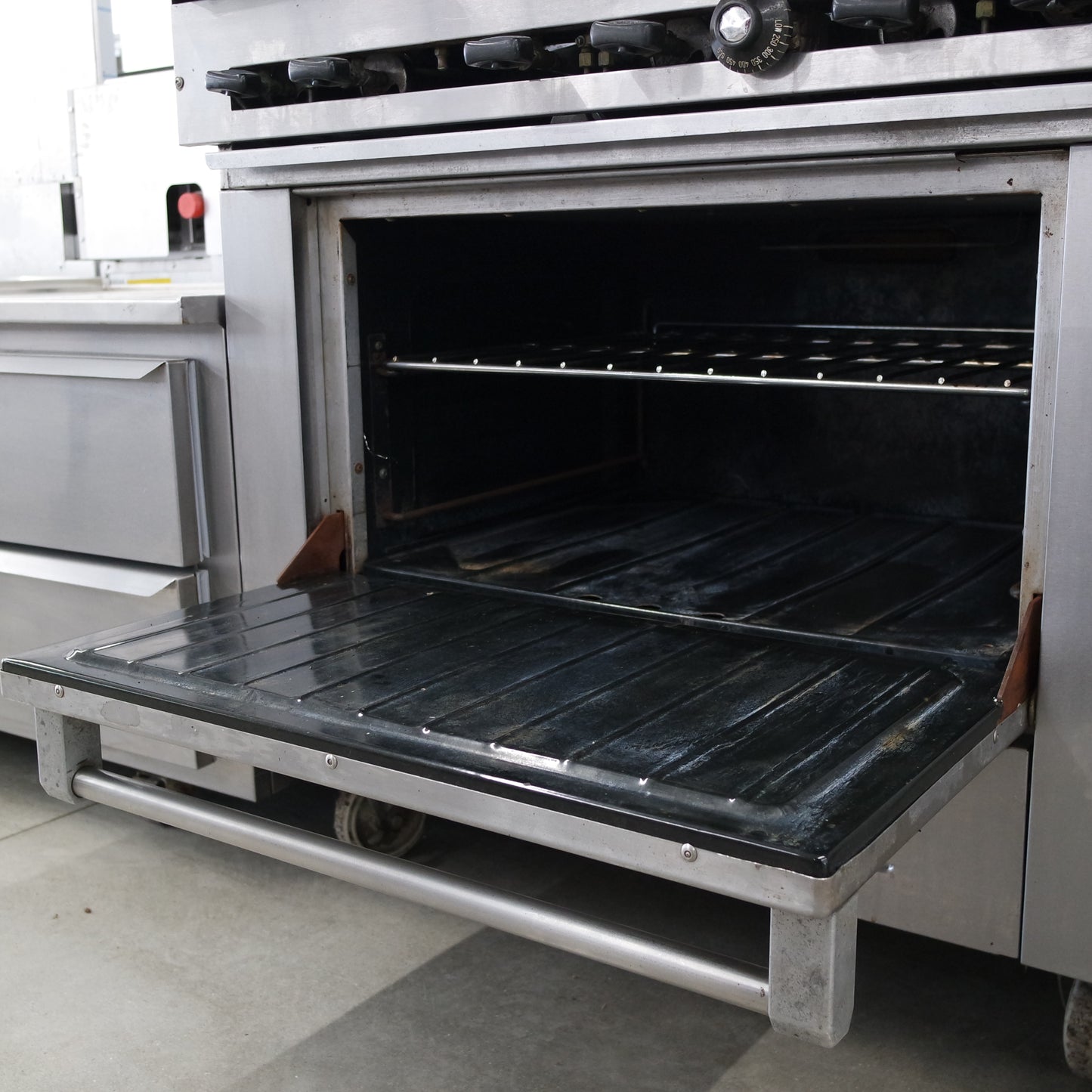 [USED] Garland Sunfire SX-6-26 36" Natural Gas 6 Burner Range