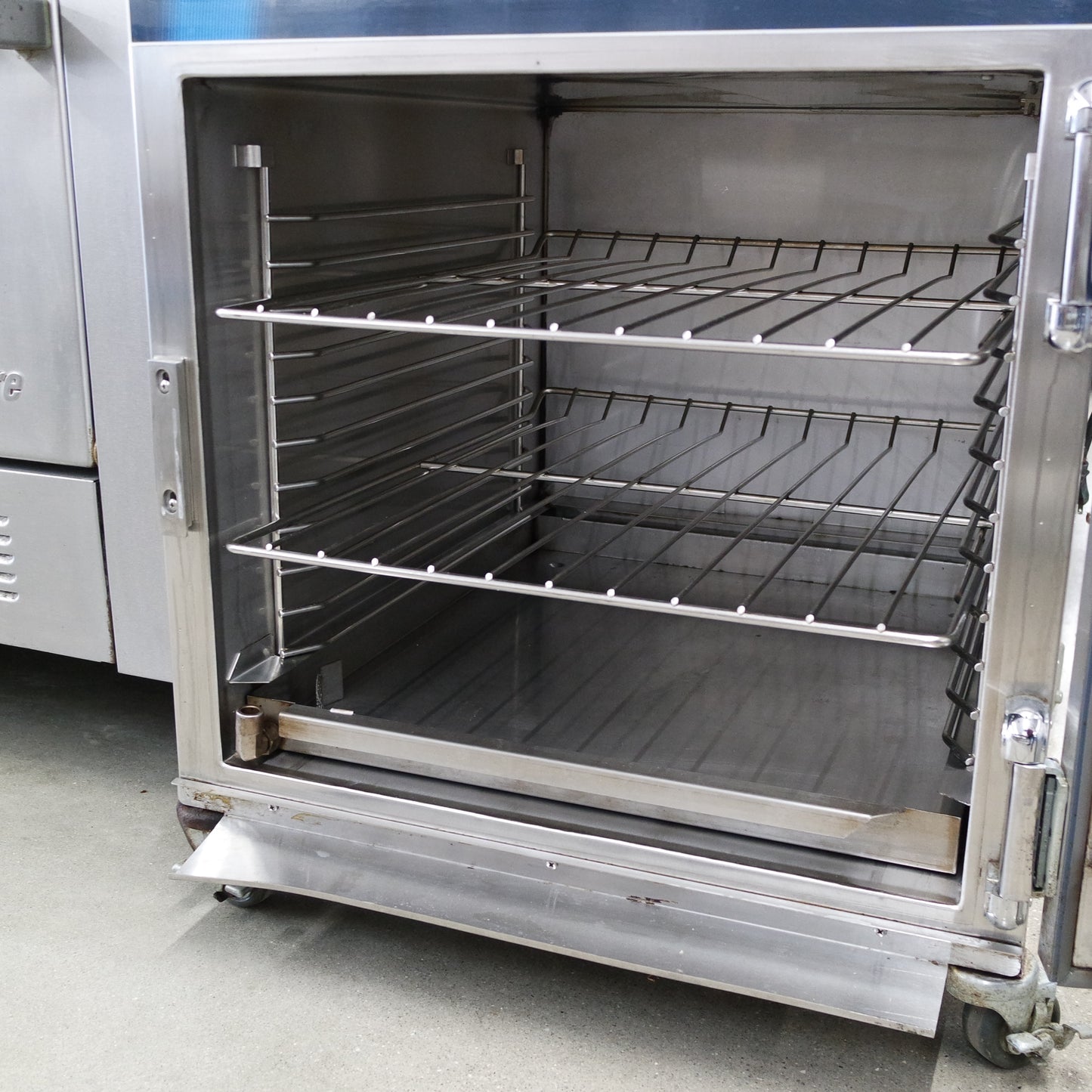 [USED] Alto-Shaam 750-TH/II Undercounter Cook and Hold Oven - 120V