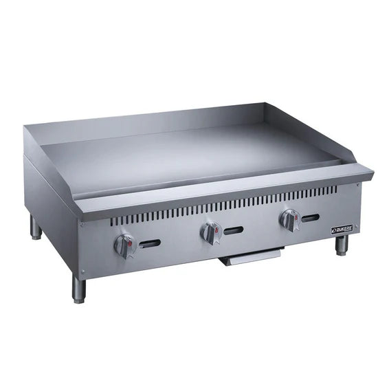 Dukers DCGT36 36" W Natural Gas Thermostatic Control Griddle
