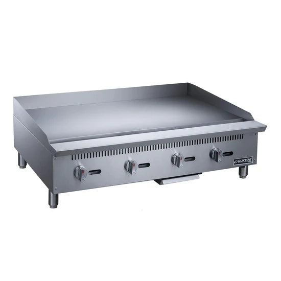 Dukers DCGT48 48" W Natural Gas Thermostatic Control Griddle