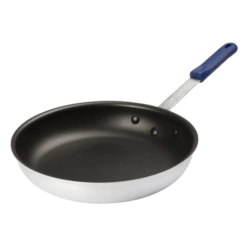 Winco AFP-14XC-H 14" Aluminum Frying Pan w/ Solid Silicone Handle